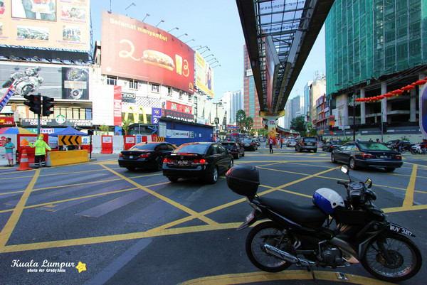 马来西亚自助旅游交通篇 介绍吉隆坡的几个汽车